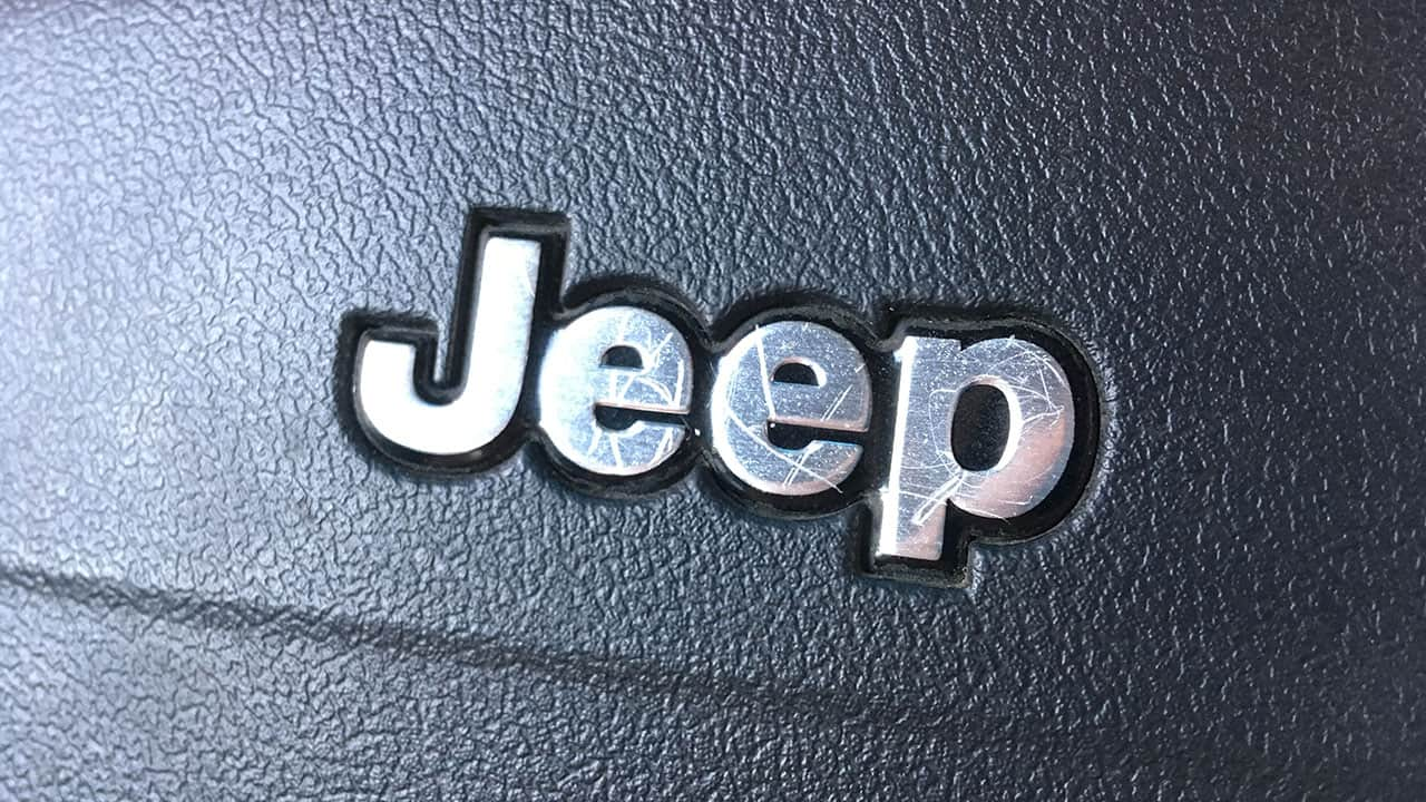 Логотип Jeep